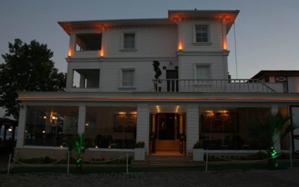 Hotel Beyaz Ev Sinop Exterior foto